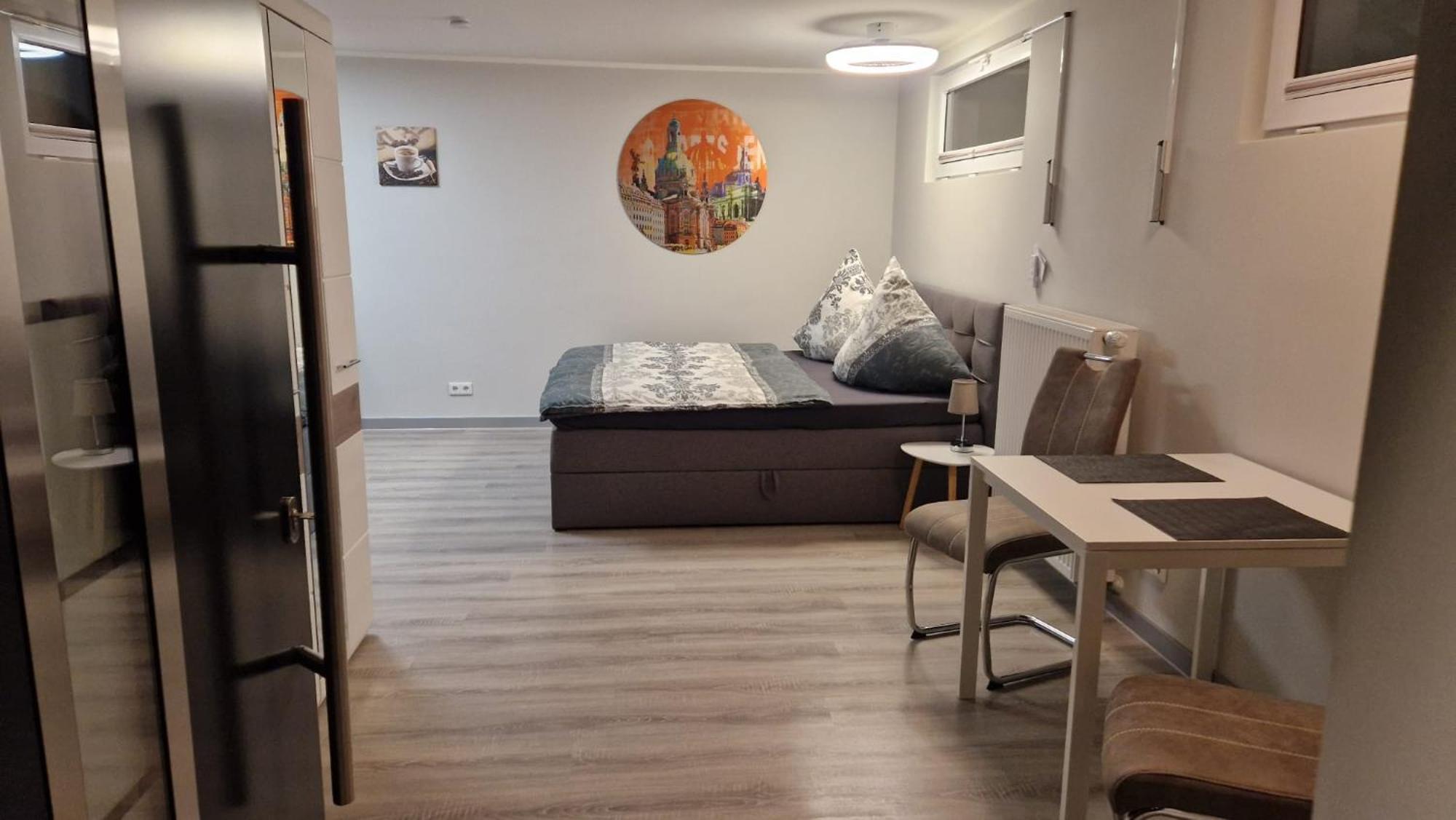 Ferienwohnung Oder Studio Dresden-Neustadt Inkl Parkplatz Mit Balkon Oder Terrasse Quarto foto